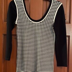 Banana Republic Black and White Long Sleeve Knit Dress Size S
